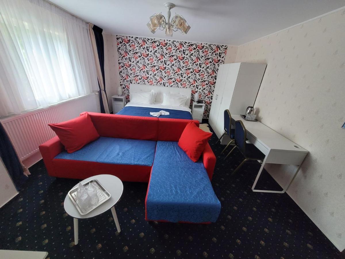 Hotel Green Palace Sinaia Exteriör bild